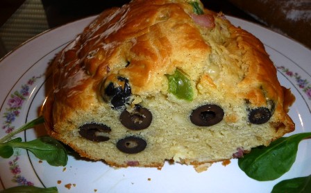 cake salé tranche sans yaourt -toujoursmoinstoujoursmieux.com (2)