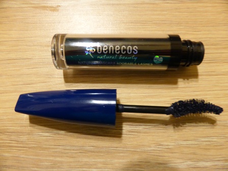 UNE-mascara Benecos deep ocean bleu marine.JPG